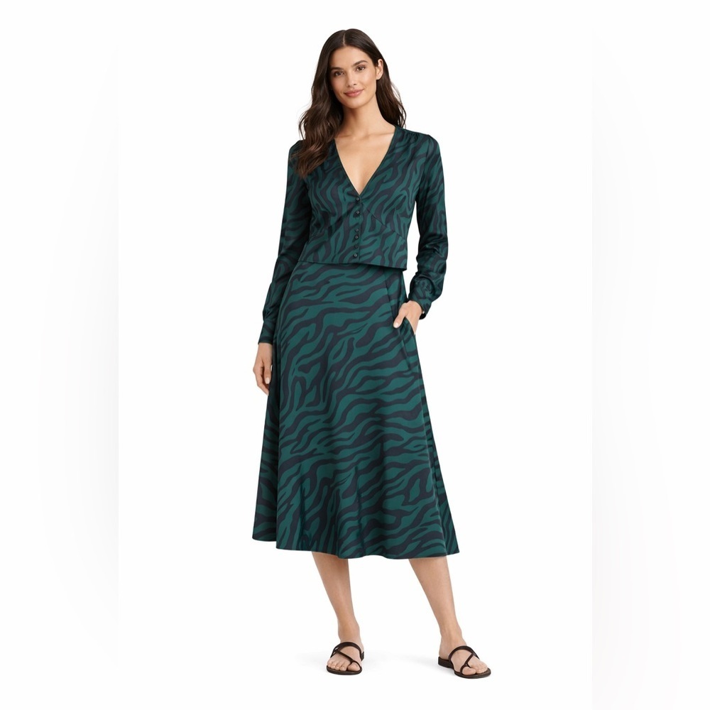 J.Crew Satin-Backed Crepe Zebra Print Top & Skirt Set in Green/Black Sz 8/M